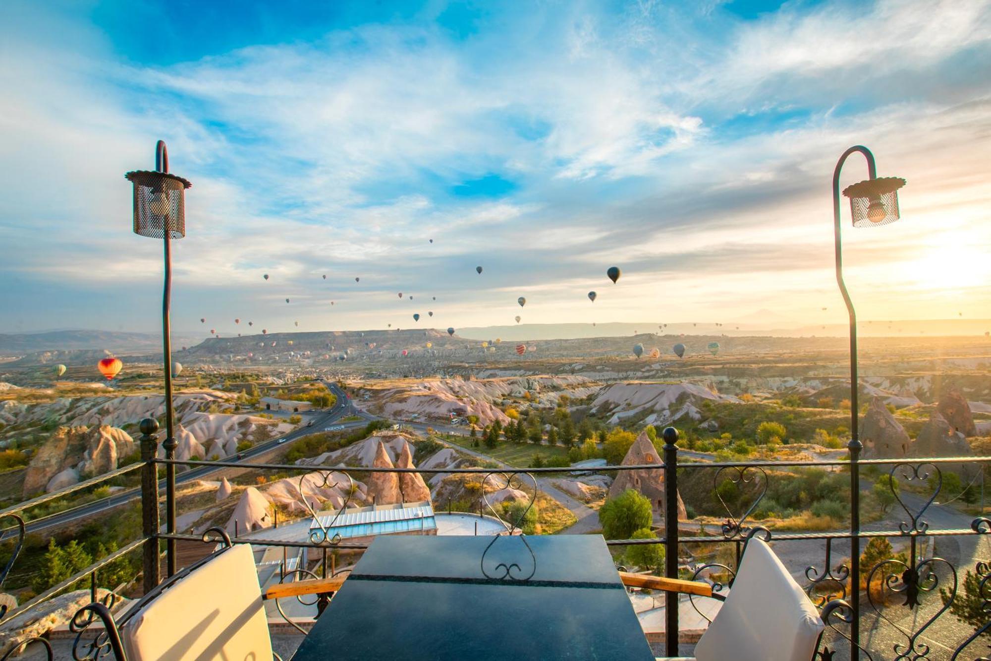 Отель Simera In Cappadocia - Special Class - Best View Rooftop Учисар Экстерьер фото