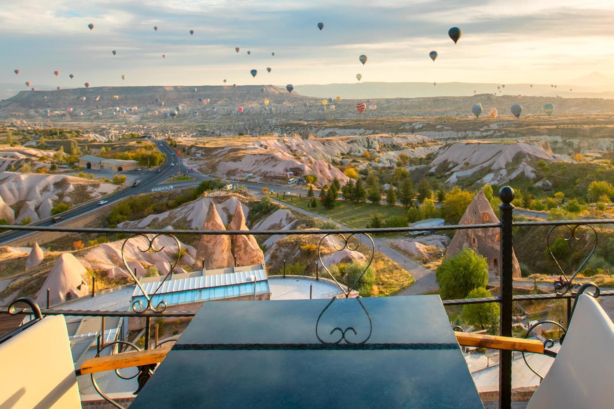 Отель Simera In Cappadocia - Special Class - Best View Rooftop Учисар Экстерьер фото